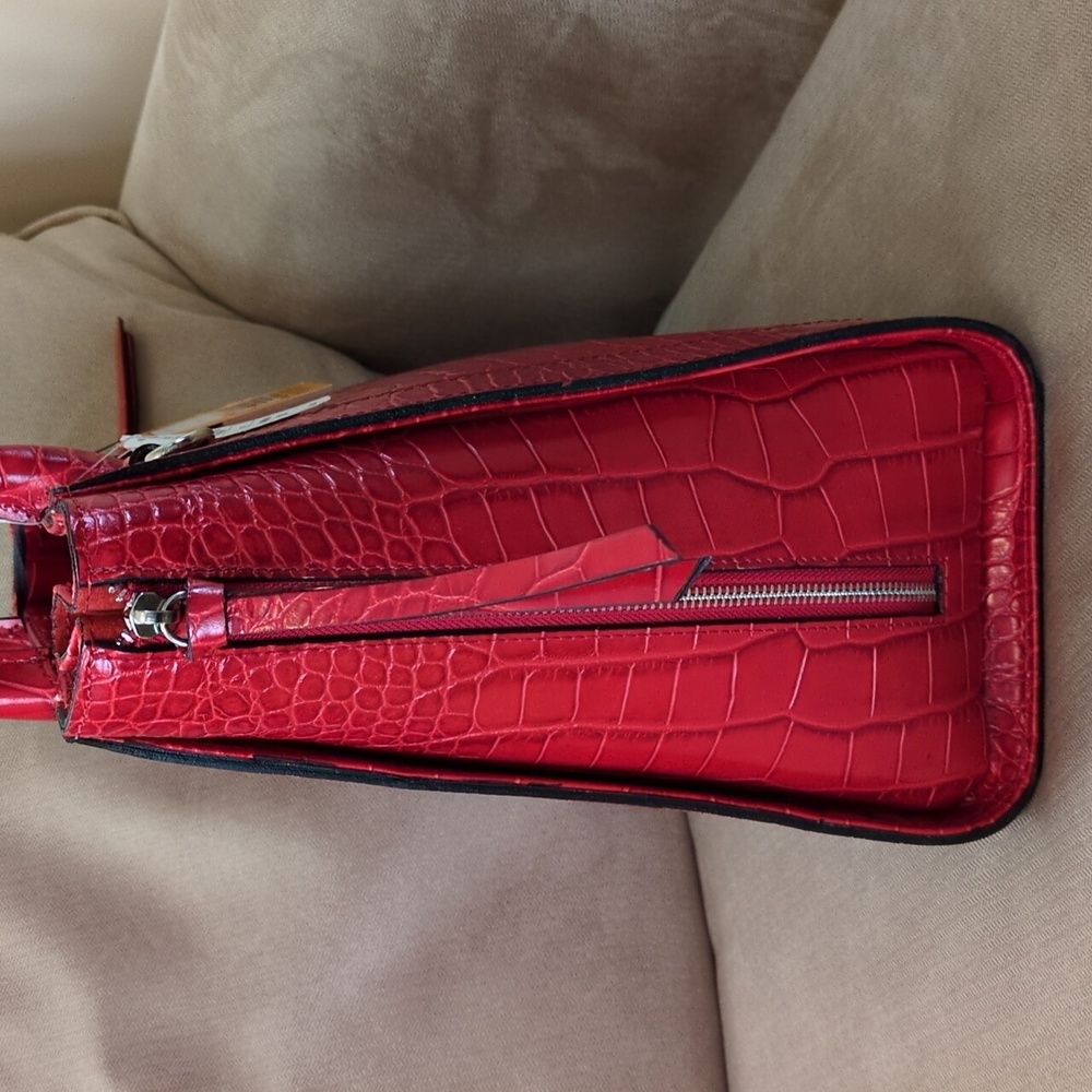 ❤️ Valentino by Mario Valentino Charmont Poppy Red Croc Leather Tote RARE - Picture 5 of 15